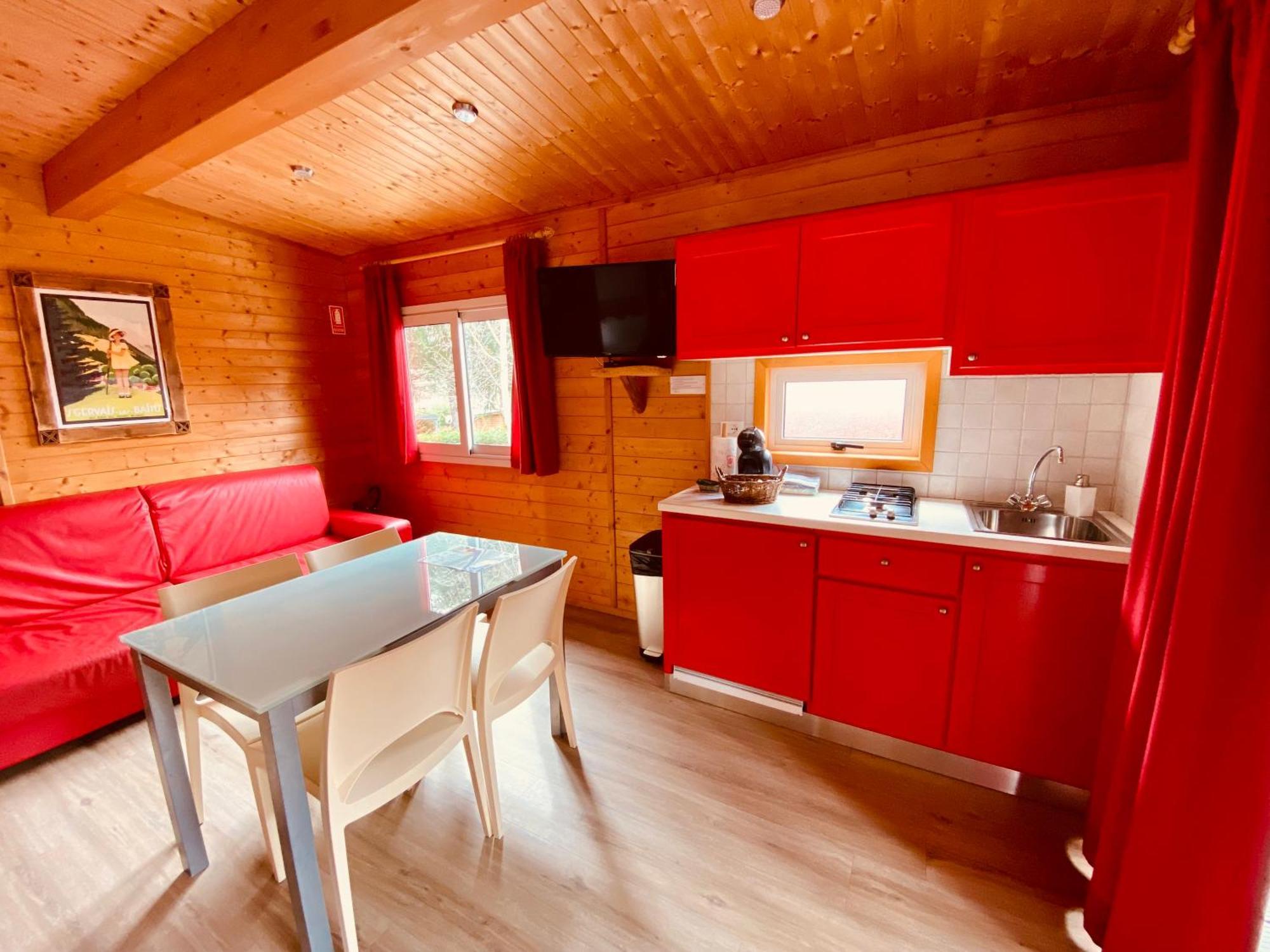 Bijoux Des Alpes - Mont Blanc Village Holiday park